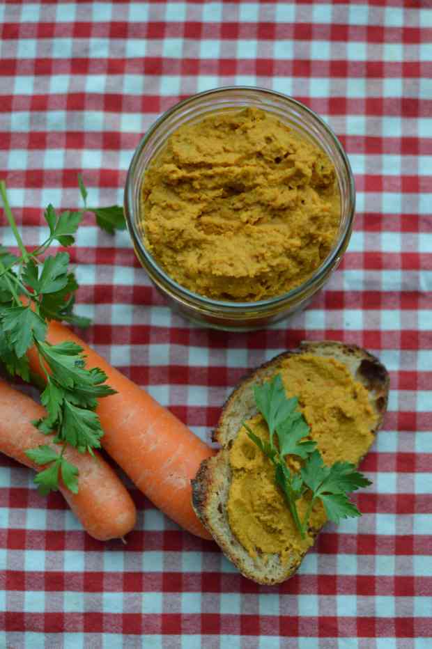 Karottenhummus-min